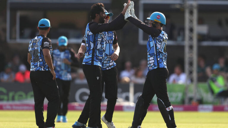 Usama Mir helps Worcestershire claim midlands bragging rights – Usama Mir Stars as Worcestershire Rapids Defeat Warwickshire Bears in Vitality Blast